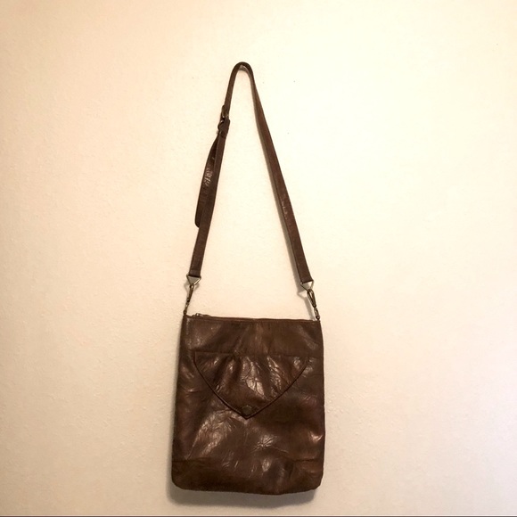 5/$25 Matt & Nat Crinkled Vegan Leather Crossbody